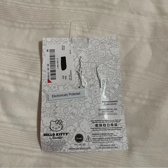 Sanrio Hello Kitty Face Pave 3D Bling Key Chain Silver Finish 2025 - Picture 7 of 12